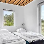 10-person With A Wilderness Bath And Large Terrace Sindrup