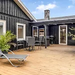 10-person With A Wilderness Bath And Large Terrace * Sindrup