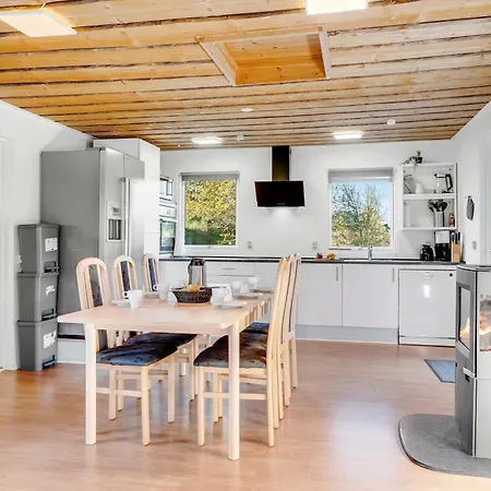 Feriehus 10-person With A Wilderness Bath And Large Terrace Sindrup