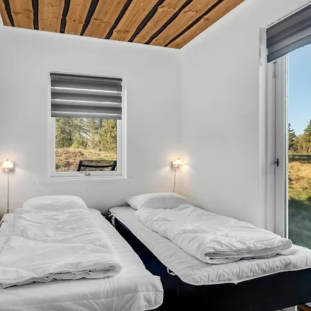 10-person With A Wilderness Bath And Large Terrace Sindrup
